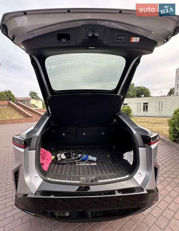 Внедорожник / Кроссовер Lexus RZ 2023 в Днепре