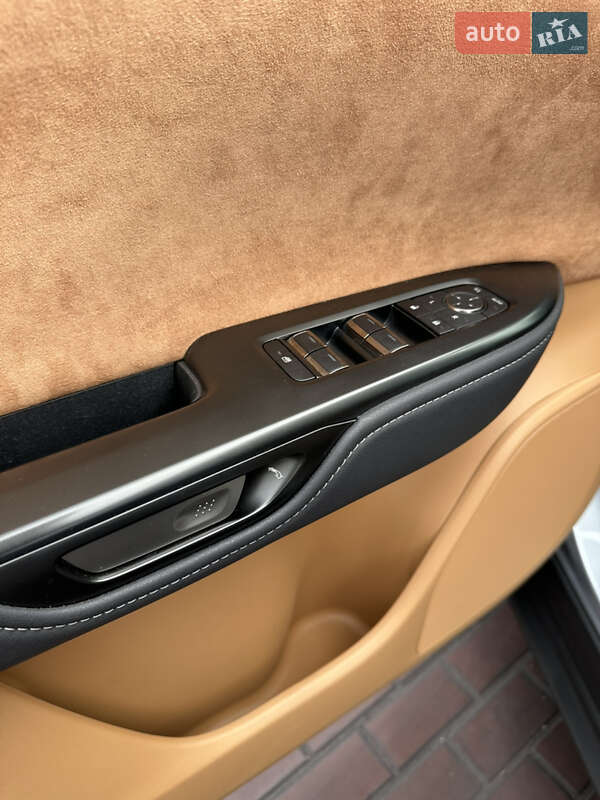 Внедорожник / Кроссовер Lexus RZ 2023 в Днепре