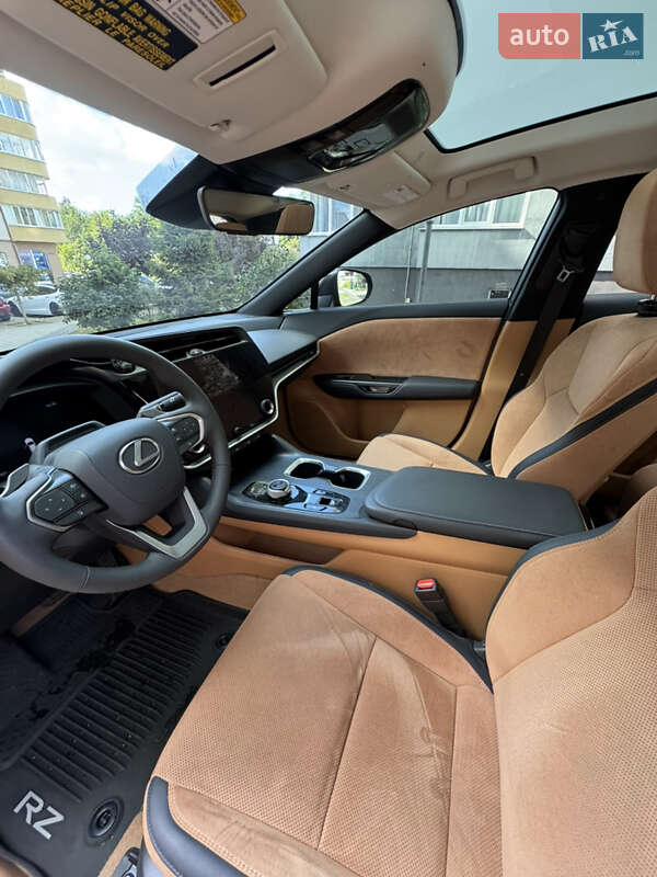 Позашляховик / Кросовер Lexus RZ 2023 в Львові