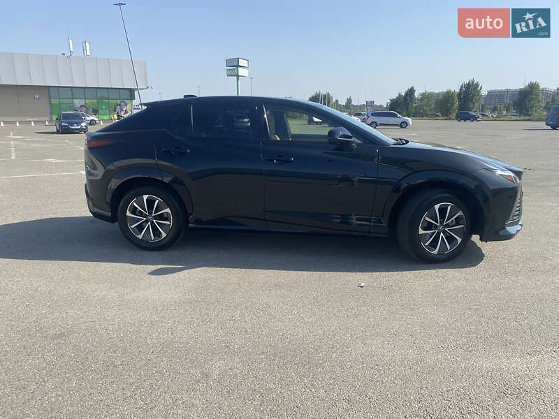 Позашляховик / Кросовер Lexus RZ 2024 в Києві фото 5 Позашляховик / Кросовер Lexus RZ 2024 в Києві