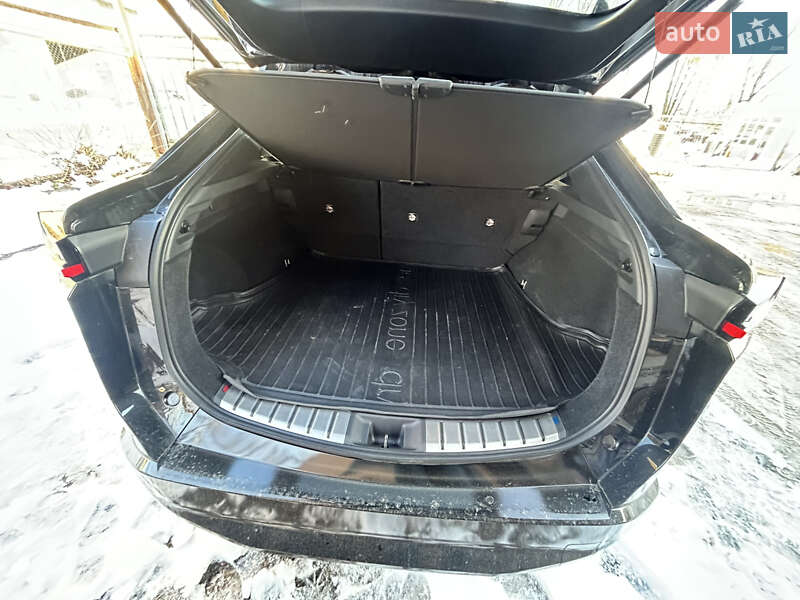 Позашляховик / Кросовер Lexus RZ 2024 в Львові фото 13 Позашляховик / Кросовер Lexus RZ 2024 в Львові