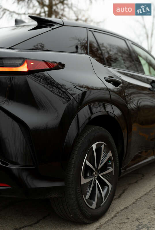 Позашляховик / Кросовер Lexus RZ 2024 в Чернівцях фото 14 Позашляховик / Кросовер Lexus RZ 2024 в Чернівцях
