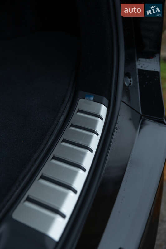 Позашляховик / Кросовер Lexus RZ 2024 в Чернівцях фото 23 Позашляховик / Кросовер Lexus RZ 2024 в Чернівцях