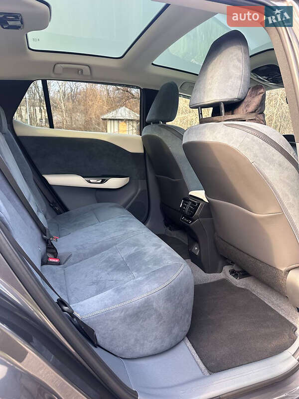 Внедорожник / Кроссовер Lexus RZ 2023 в Днепре фото 35 Внедорожник / Кроссовер Lexus RZ 2023 в Днепре