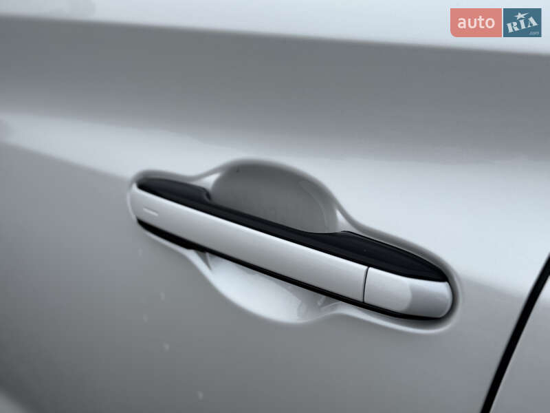 Внедорожник / Кроссовер Lexus RZ 2023 в Киеве фото 35 Внедорожник / Кроссовер Lexus RZ 2023 в Киеве