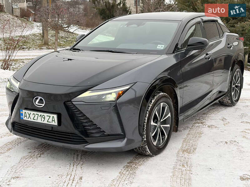 Lexus RZ 2023