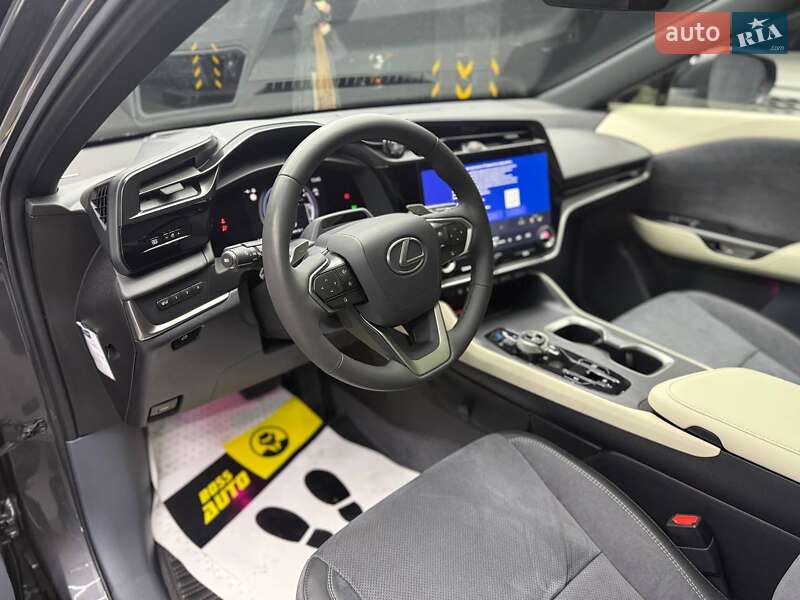 Внедорожник / Кроссовер Lexus RZ 2024 в Черновцах