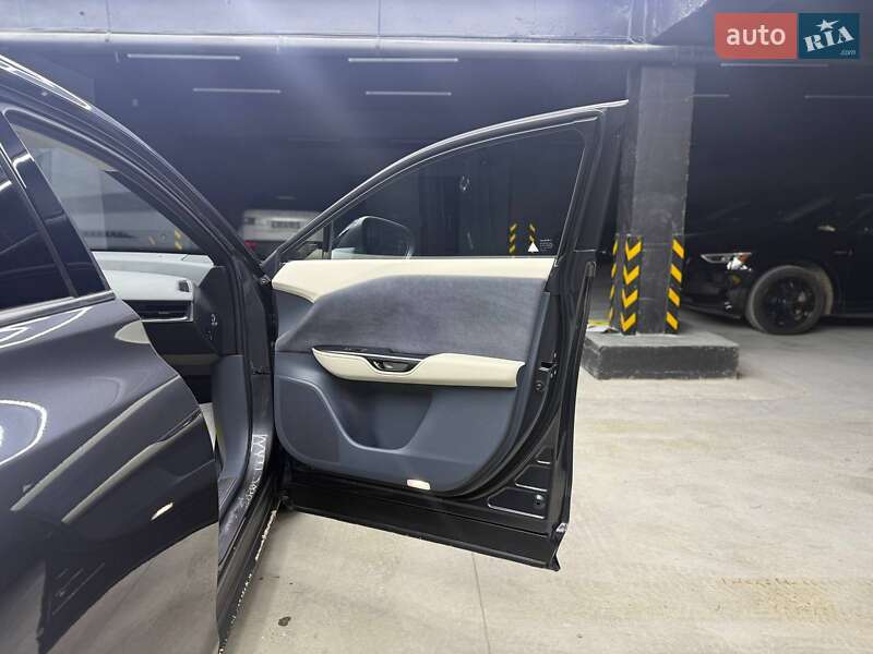 Внедорожник / Кроссовер Lexus RZ 2024 в Черновцах