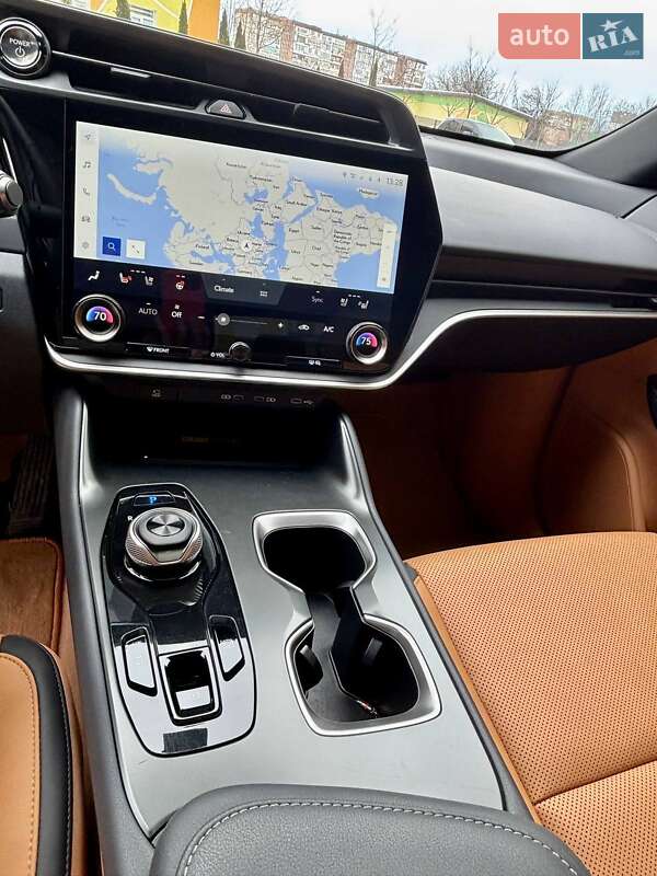 Внедорожник / Кроссовер Lexus RZ 2024 в Ивано-Франковске