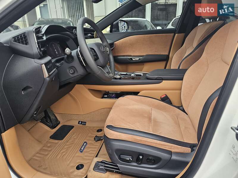 Позашляховик / Кросовер Lexus RZ 2023 в Одесі фото 11 Позашляховик / Кросовер Lexus RZ 2023 в Одесі