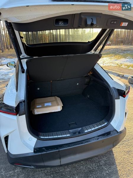 Внедорожник / Кроссовер Lexus RZ 2023 в Киеве фото 9 Внедорожник / Кроссовер Lexus RZ 2023 в Киеве