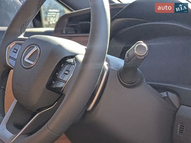 Внедорожник / Кроссовер Lexus RZ 2023 в Киеве фото 26 Внедорожник / Кроссовер Lexus RZ 2023 в Киеве