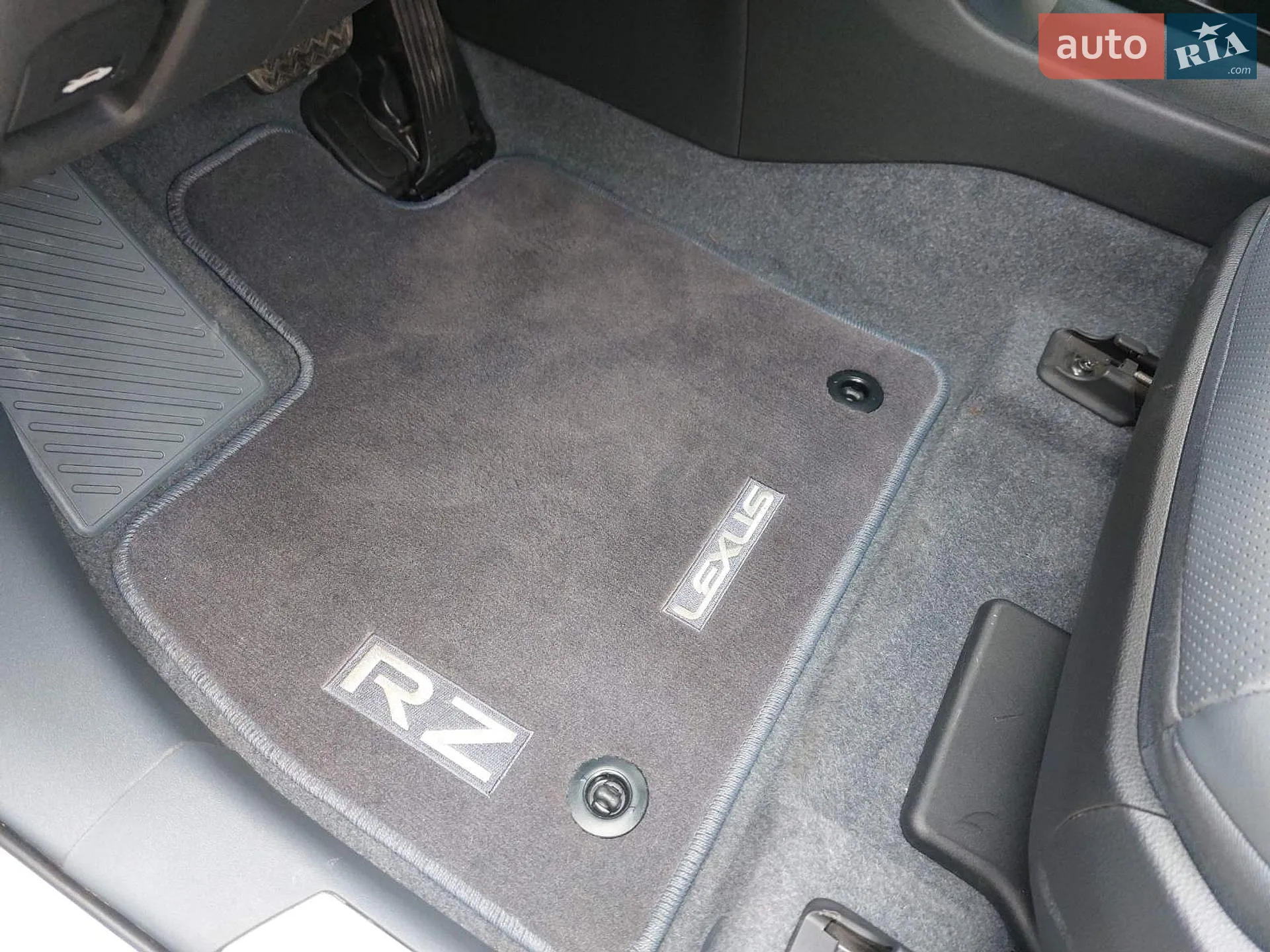 2024 Lexus RZ - мініатюра 12