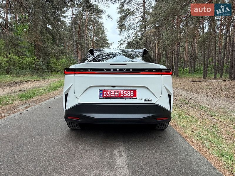 Внедорожник / Кроссовер Lexus RZ 2024 в Киеве