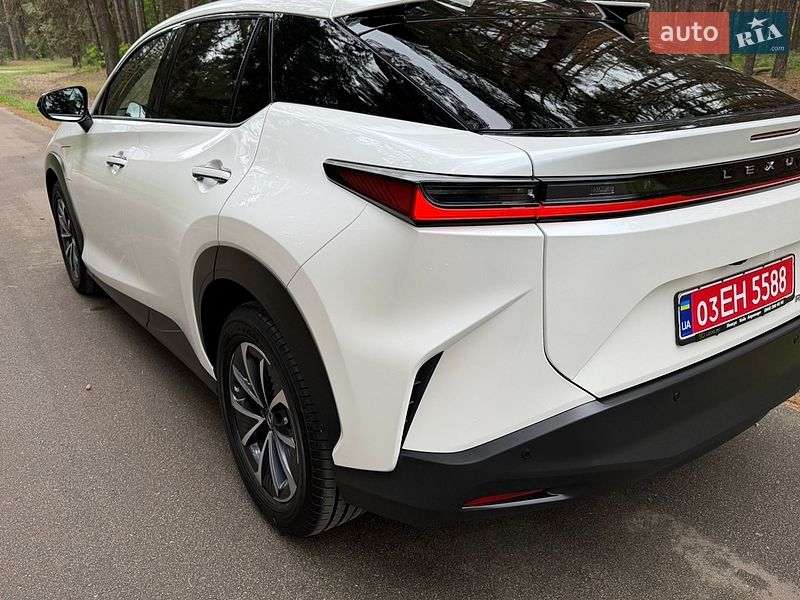 Внедорожник / Кроссовер Lexus RZ 2024 в Киеве