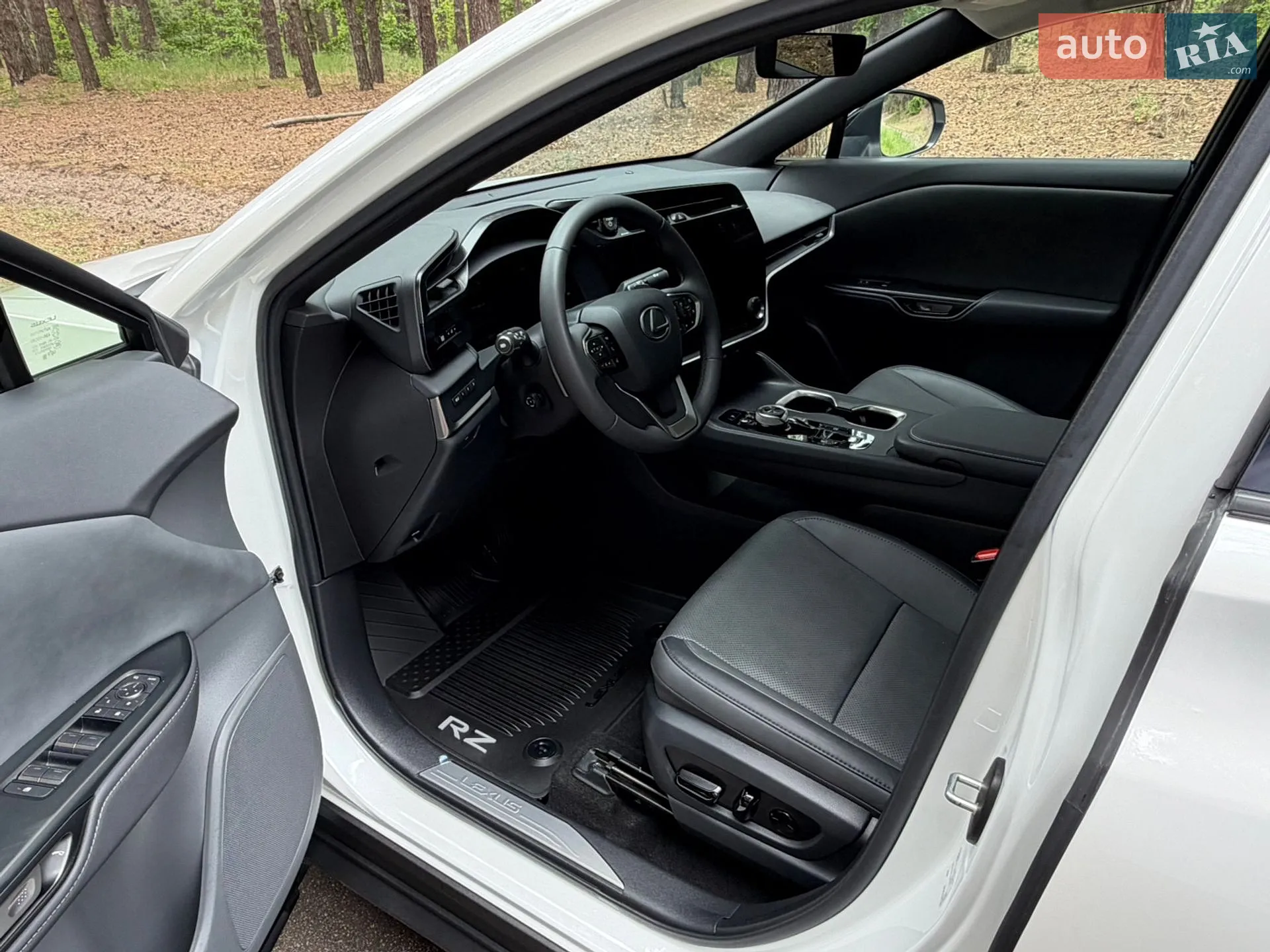 2024 Lexus RZ - мініатюра 43
