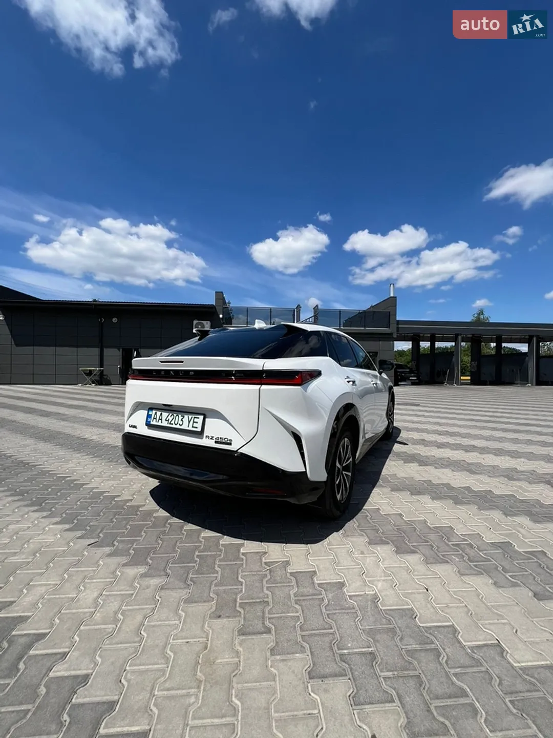 2023 Lexus RZ - мініатюра 8