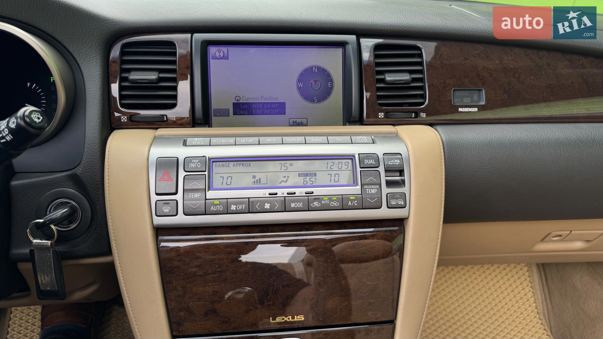 2010 Lexus SC - мініатюра 32