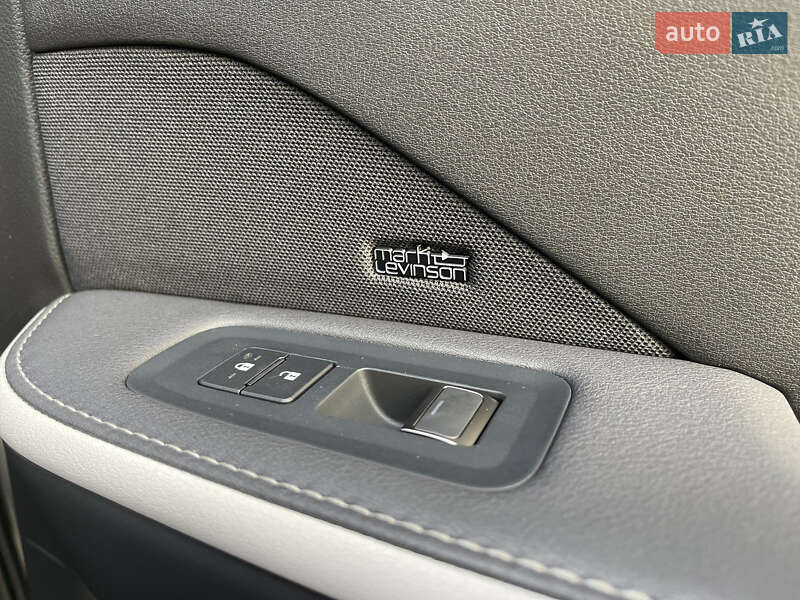 Внедорожник / Кроссовер Lexus TX 2024 в Киеве