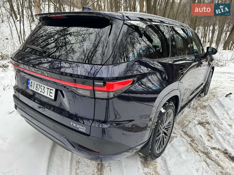 Позашляховик / Кросовер Lexus TX 2024 в Києві