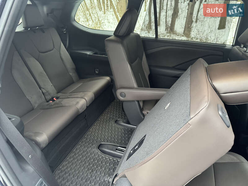 Позашляховик / Кросовер Lexus TX 2024 в Києві