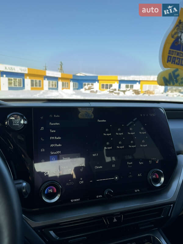 Внедорожник / Кроссовер Lexus TX 2024 в Житомире