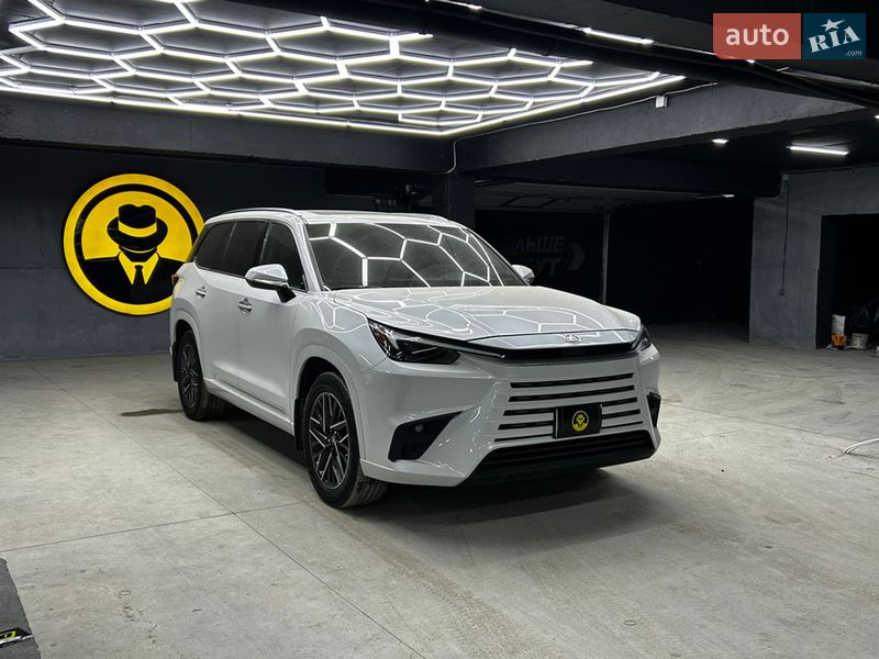 Внедорожник / Кроссовер Lexus TX 2024 в Черновцах