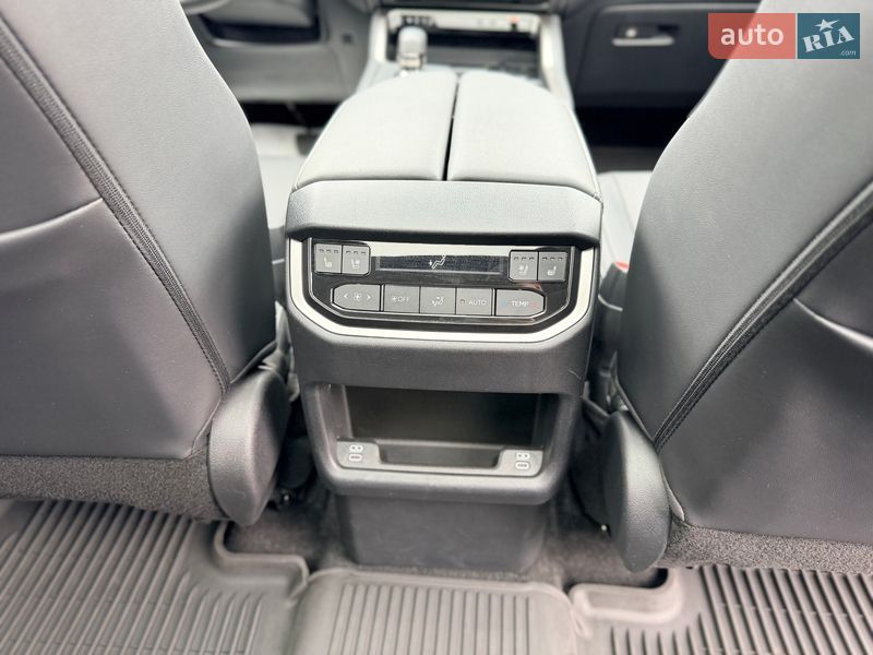 Позашляховик / Кросовер Lexus TX 2024 в Києві