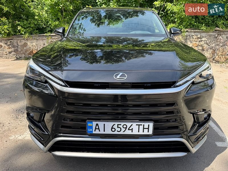 Внедорожник / Кроссовер Lexus TX 2024 в Киеве