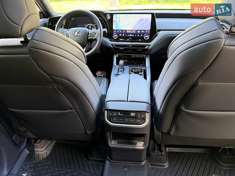 Внедорожник / Кроссовер Lexus TX 2024 в Киеве