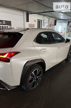 Внедорожник / Кроссовер Lexus UX 2020 в Одессе