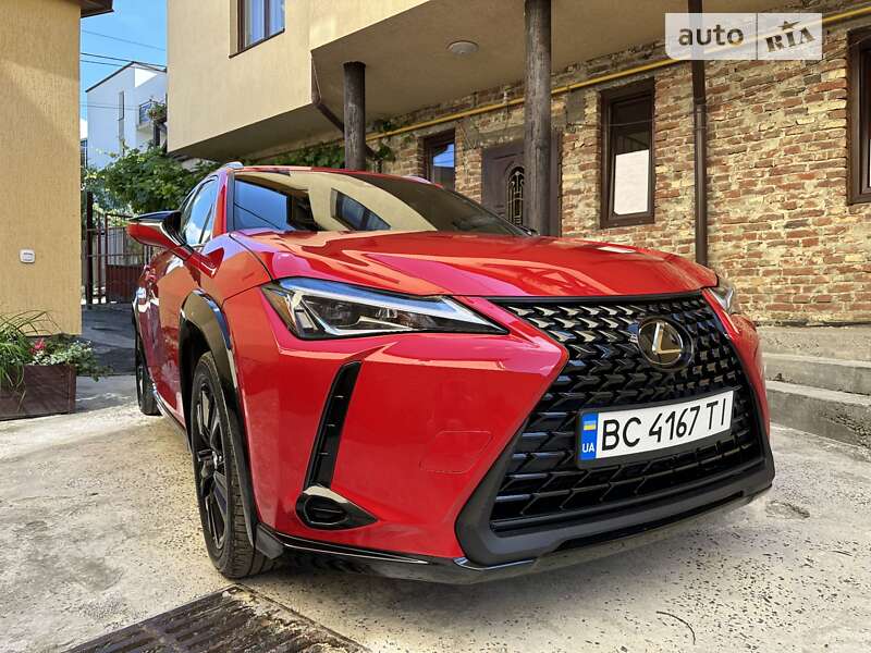 Позашляховик / Кросовер Lexus UX 2018 в Львові