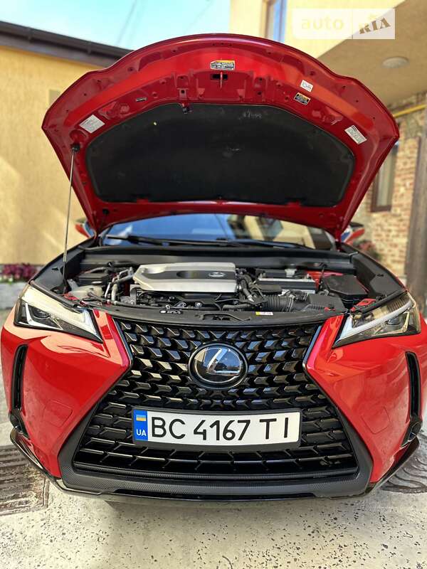 Позашляховик / Кросовер Lexus UX 2018 в Львові