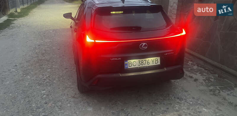 Внедорожник / Кроссовер Lexus UX 2021 в Львове