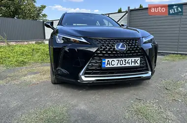 Lexus UX 2020