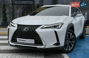 Позашляховик / Кросовер Lexus UX 2020 в 