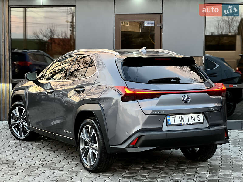 Внедорожник / Кроссовер Lexus UX 2021 в Одессе