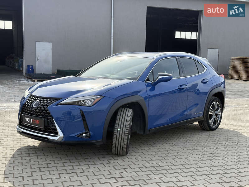 Внедорожник / Кроссовер Lexus UX 2020 в Владимире