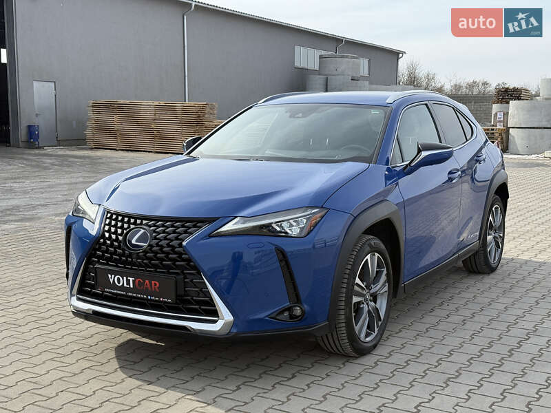 Внедорожник / Кроссовер Lexus UX 2020 в Владимире