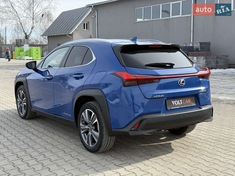 Внедорожник / Кроссовер Lexus UX 2020 в Владимире