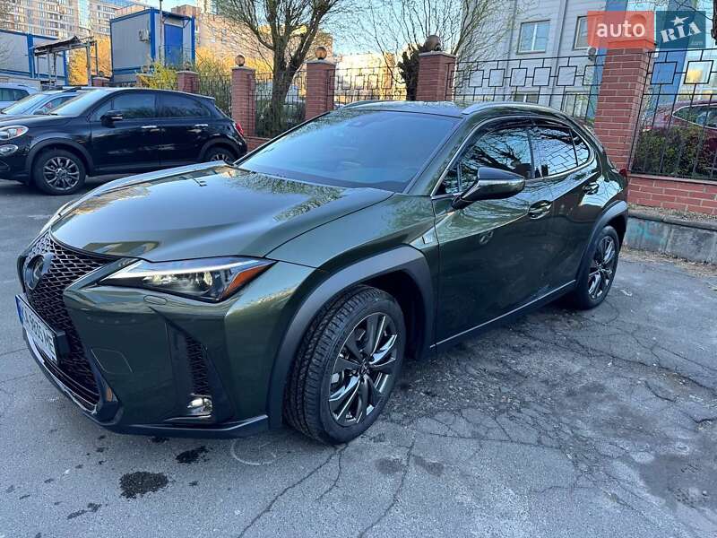 Внедорожник / Кроссовер Lexus UX 2022 в Киеве