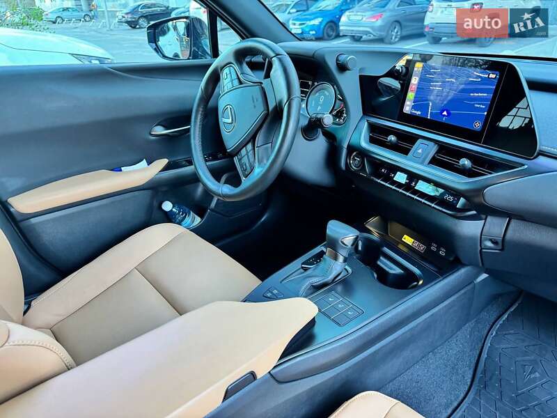 Внедорожник / Кроссовер Lexus UX 2022 в Киеве