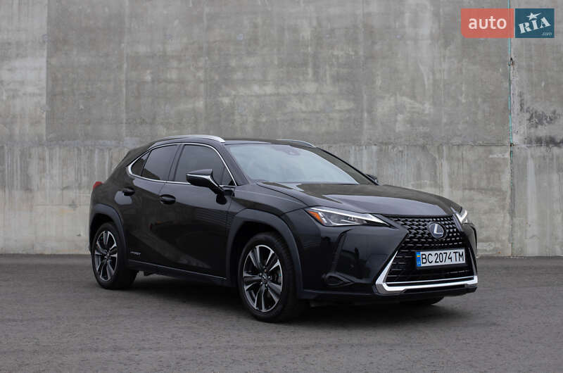 Позашляховик / Кросовер Lexus UX 2019 в Львові