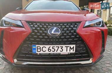 Внедорожник / Кроссовер Lexus UX 2021 в 