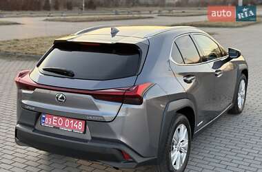 Внедорожник / Кроссовер Lexus UX 2020 в 
