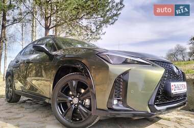 Внедорожник / Кроссовер Lexus UX 2023 в 