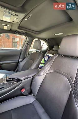 Позашляховик / Кросовер Lexus UX 2019 в Києві