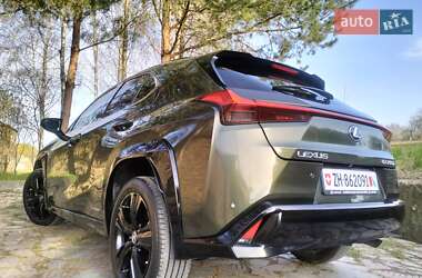 Внедорожник / Кроссовер Lexus UX 2023 в 