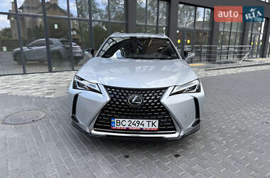 Внедорожник / Кроссовер Lexus UX 2020 в 