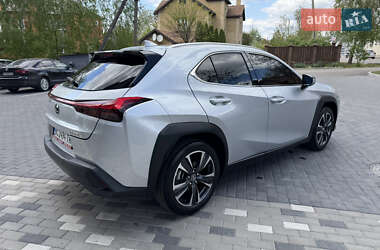 Внедорожник / Кроссовер Lexus UX 2020 в 
